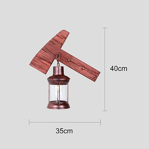ابليك جداري فأس على فانوس تراثي مع خشبي